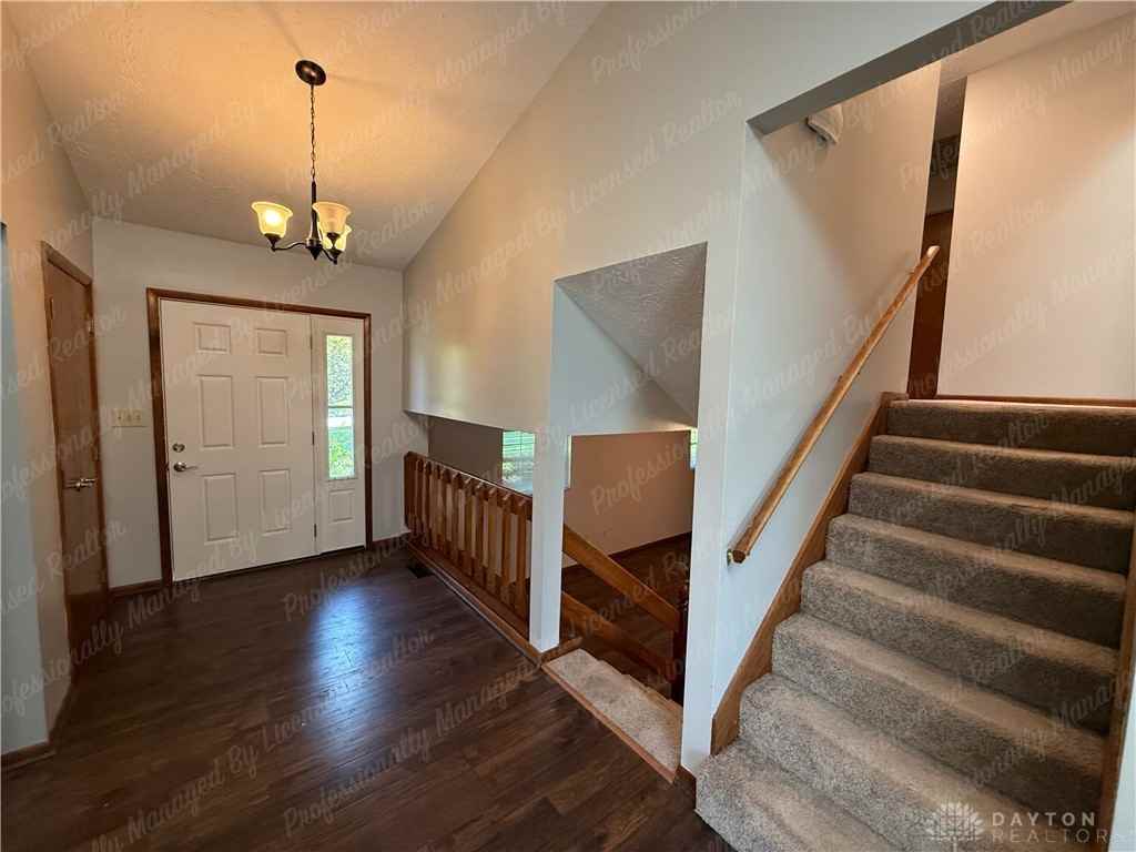 3724 Aftonshire Drive - Photo 4 of 39