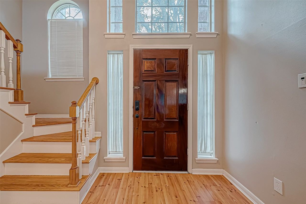 211 Rolling Plains Dr - Photo 5 of 25