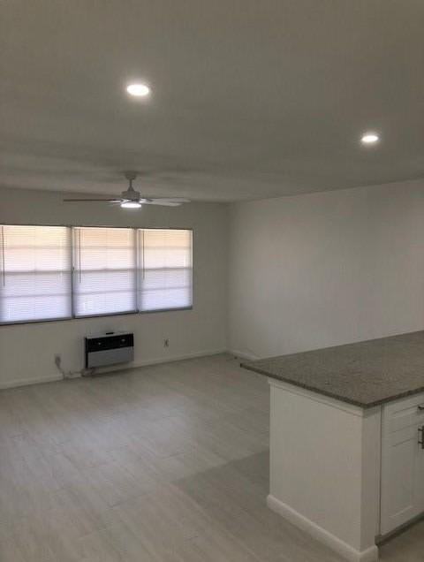 261 Newport P - Photo 2 of 27