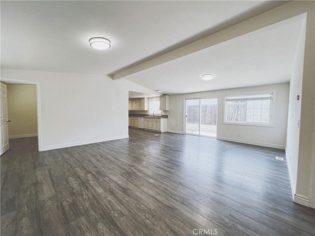 5715 Greenbriar Dr - Photo 2 of 14