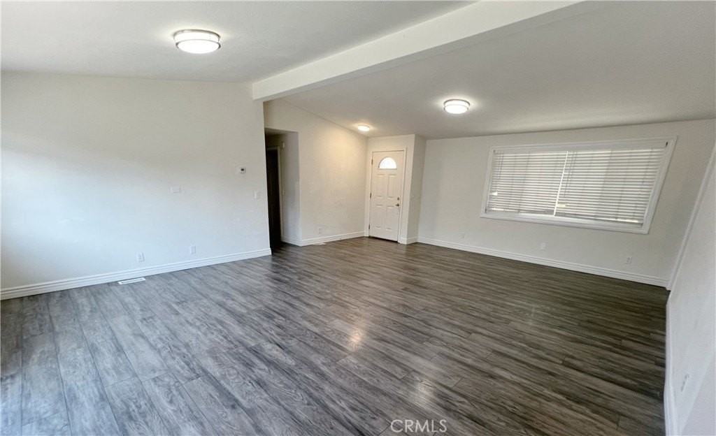 5715 Greenbriar Dr - Photo 3 of 14