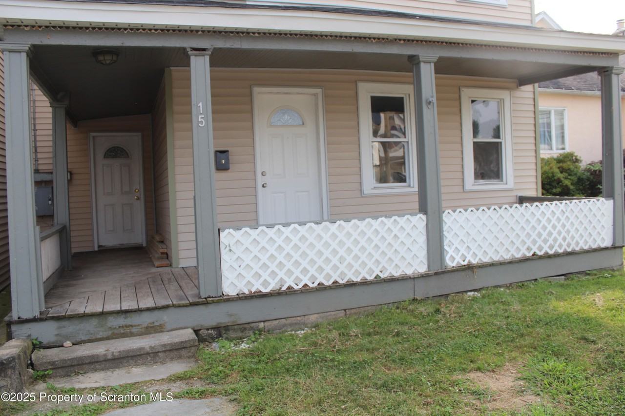 1507 Luzerne St - Photo 3 of 26