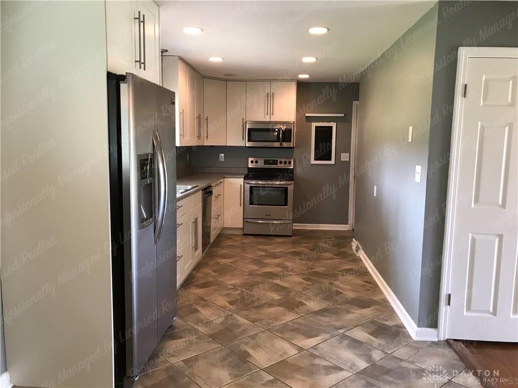 2903 Vale Dr - Photo 4 of 25