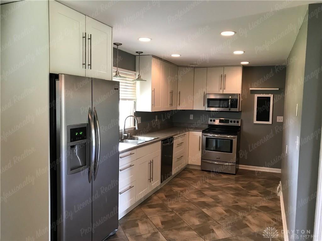 2903 Vale Dr - Photo 5 of 25