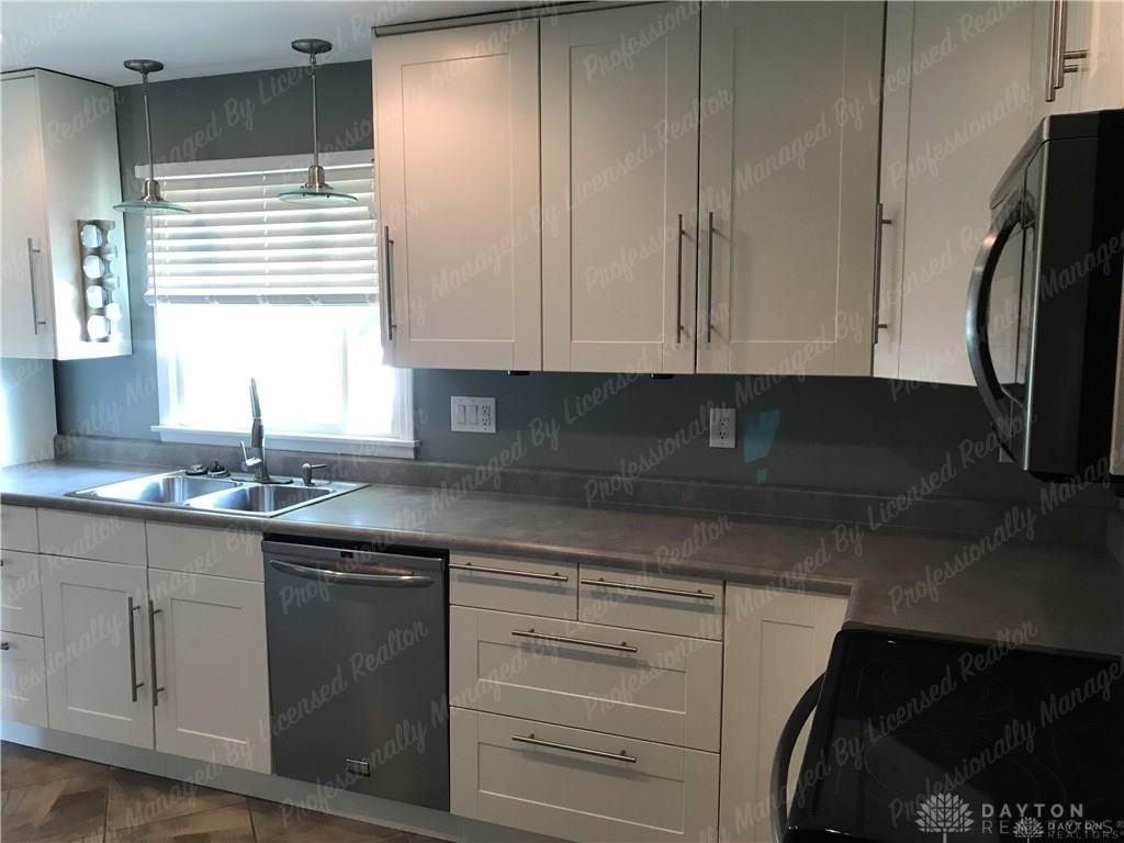 2903 Vale Dr - Photo 6 of 25