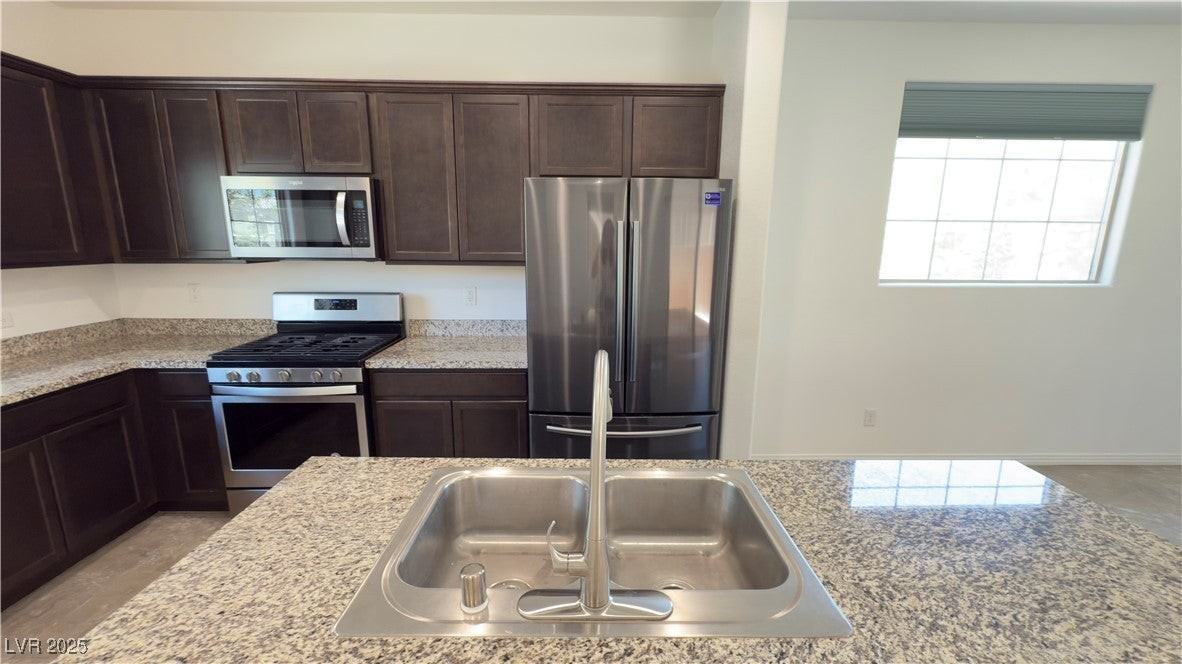 3017 Young Bouvier Ave - Photo 3 of 27