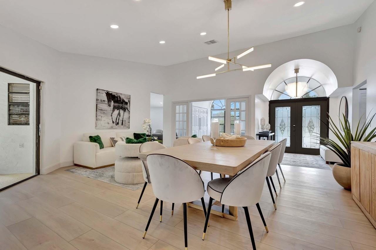 1915 Newhaven Ave - Photo 6 of 50