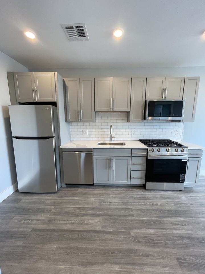 Western Ave. & Telford St #412 - Photo 5 of 22