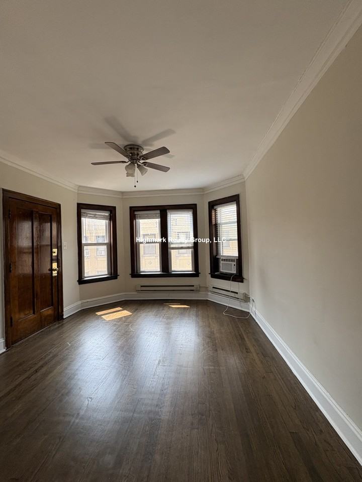 3819 N Greenview Ave #11N - Photo 6 of 11