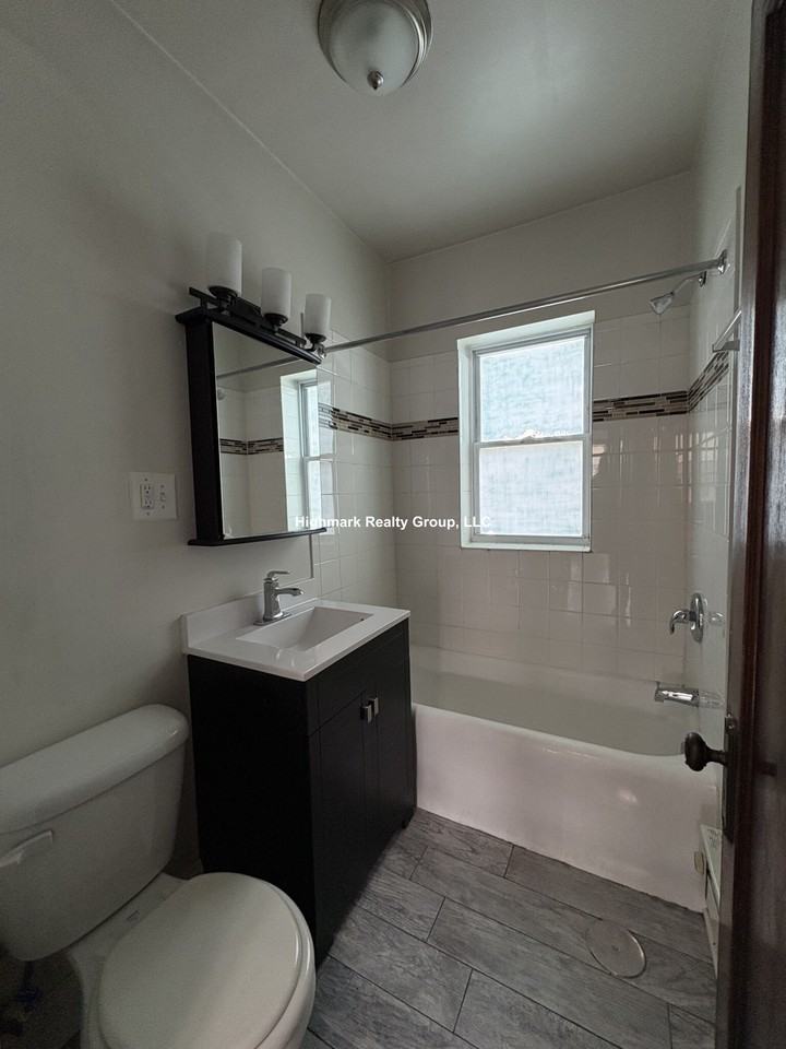 3819 N Greenview Ave #11N - Photo 7 of 11