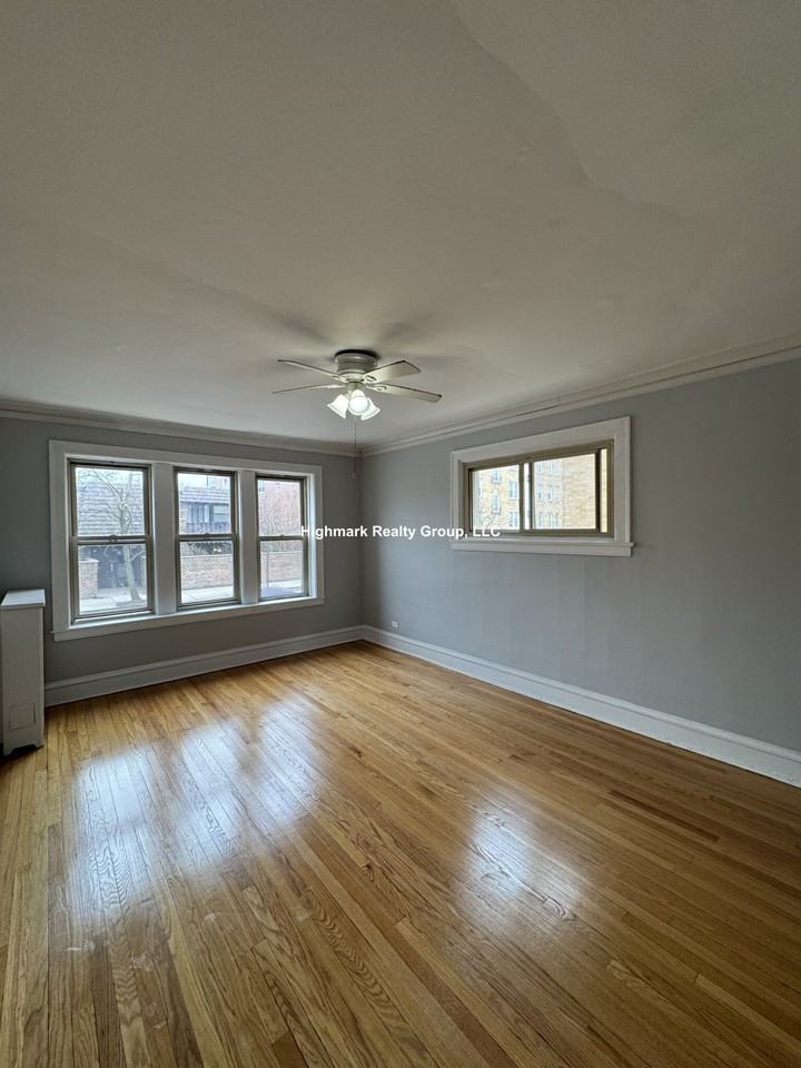 3442 W Foster Ave #1OS - Photo 2 of 13