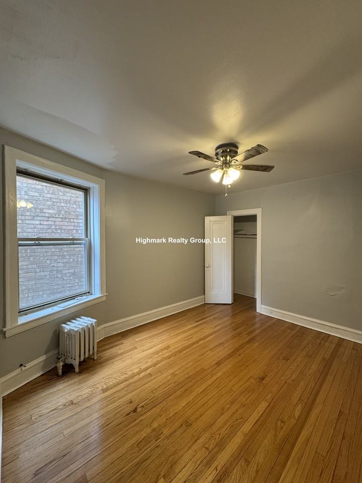 3442 W Foster Ave #1OS - Photo 6 of 13