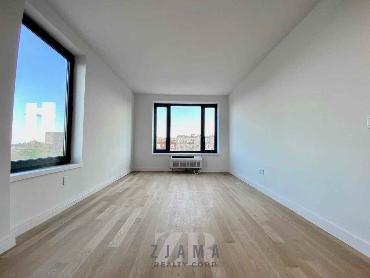 409 Eastern Parkway #702 - Photo 7 of 24