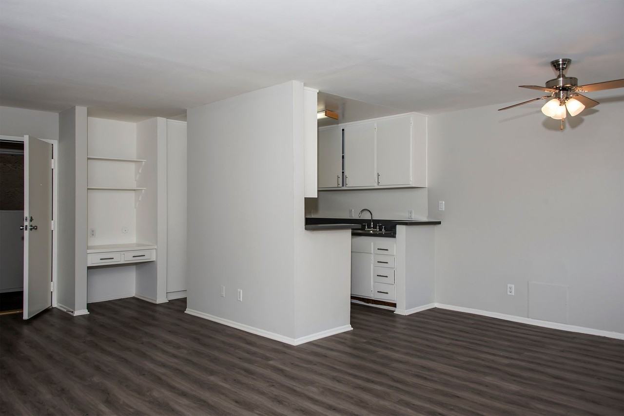 mon930 - Photo 5 of 13