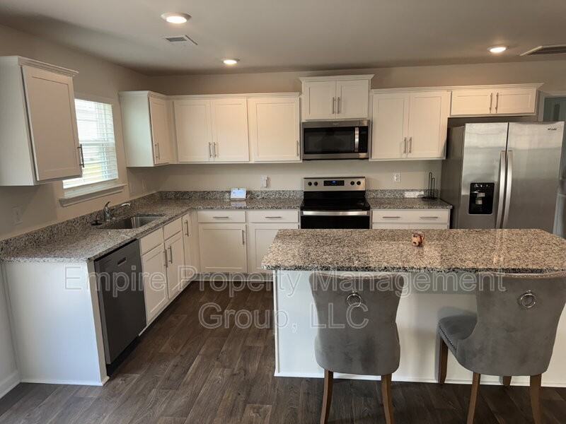 261 Carrington Dr - Photo 7 of 21