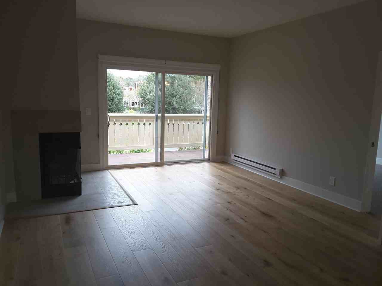 242 Shoreline Ct - Photo 3 of 27