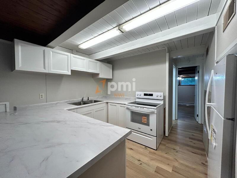 517 Bies St - Photo 3 of 13