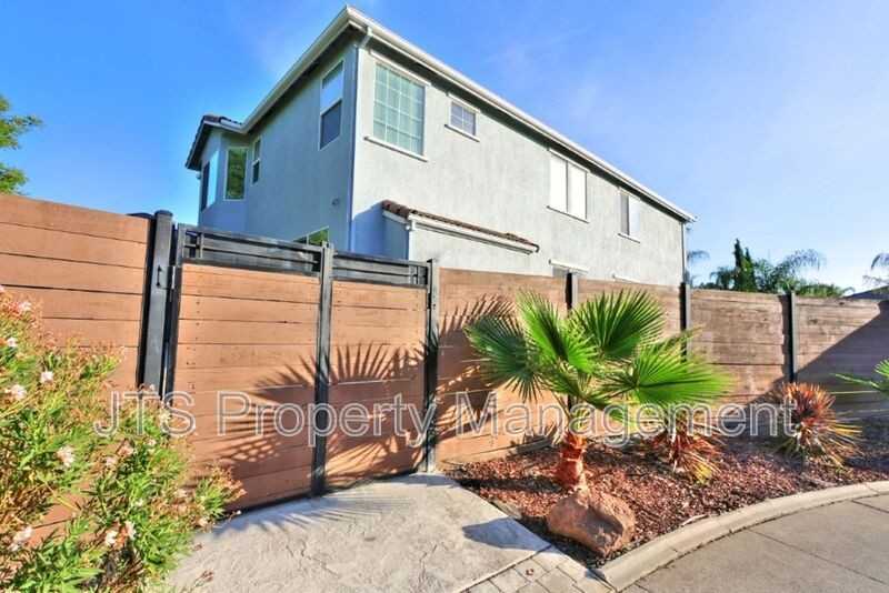 5602 Jerry Litell Way - Photo 2 of 50