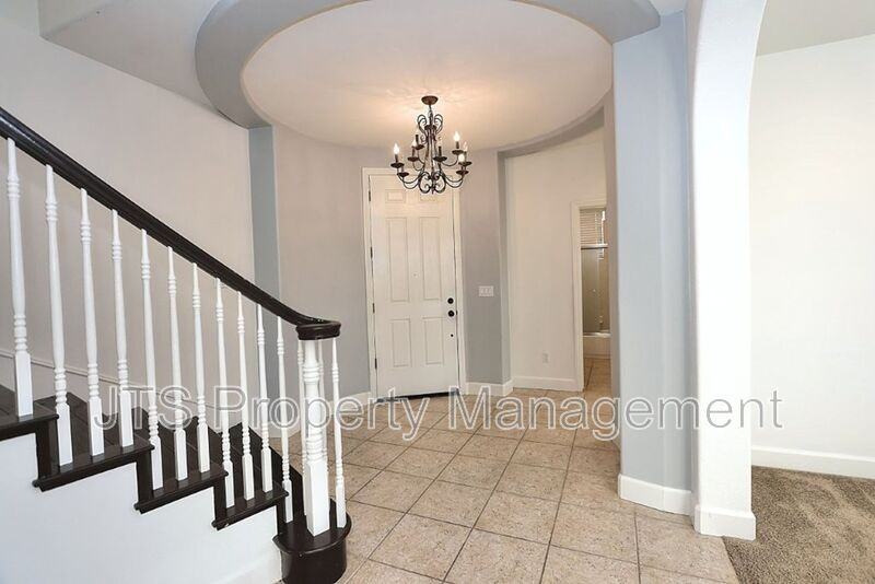 5602 Jerry Litell Way - Photo 3 of 50