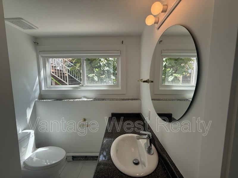 503 Sutherland Ave - Photo 3 of 8