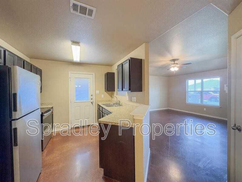 1561 Brady Way - Photo 4 of 19