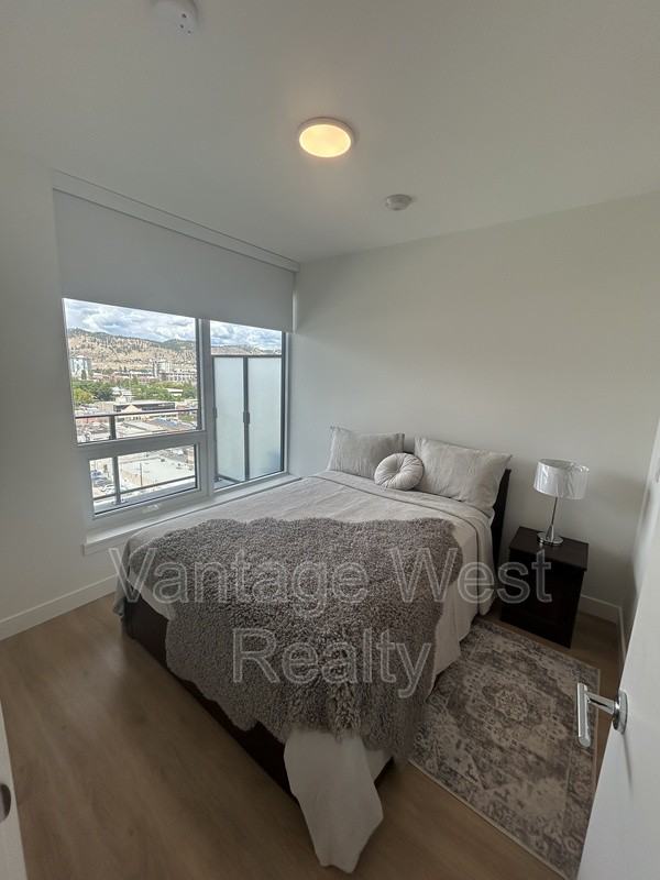 909 Leon Ave - Photo 6 of 23