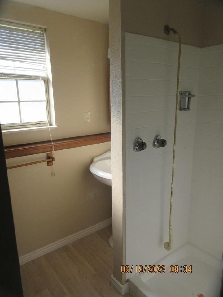 2236 Vintage Dr - Photo 2 of 29