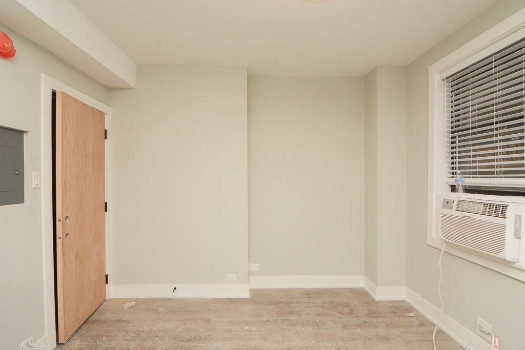 505 W Belmont Ave #1M - Photo 7 of 15