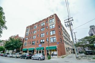 739 W Belmont Ave #315 - Photo 1 of 1
