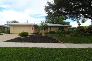 6512 Bowline Dr - Photo 1 of 1