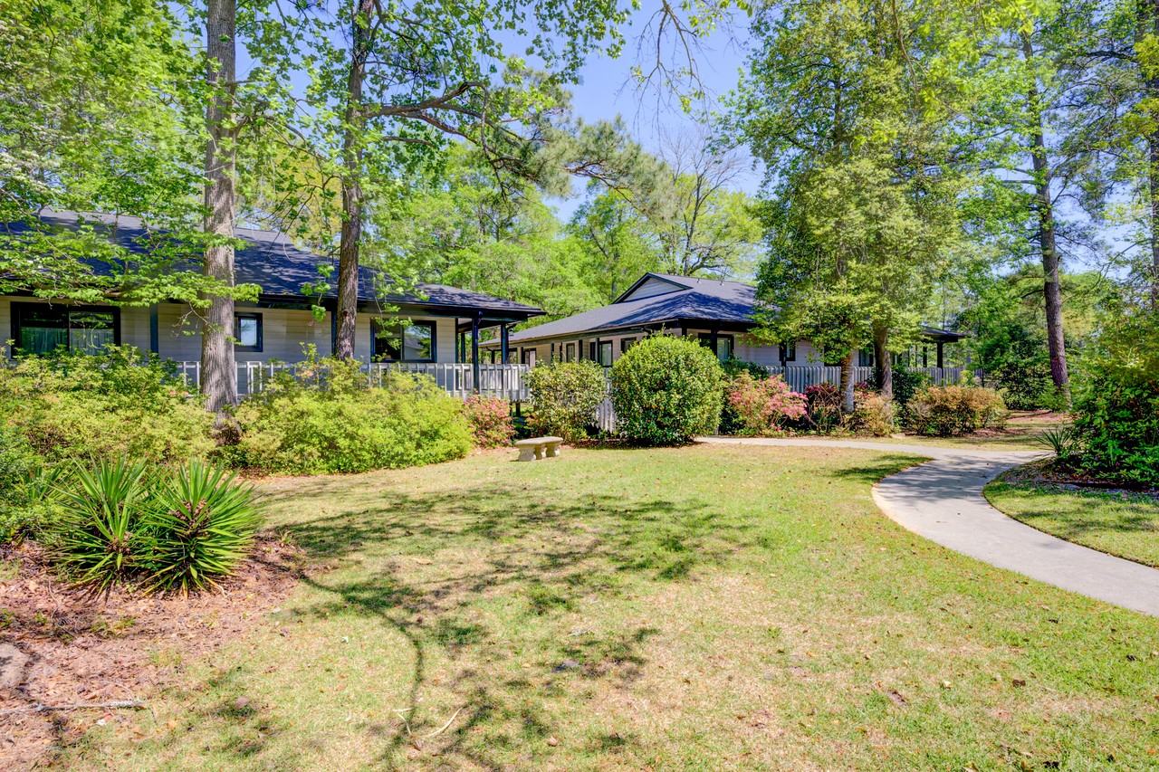 11 Linksiders Rd - Photo 2 of 29