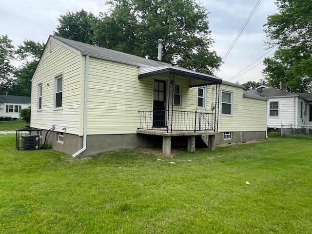 1120 Grenshaw Dr - Photo 3 of 3