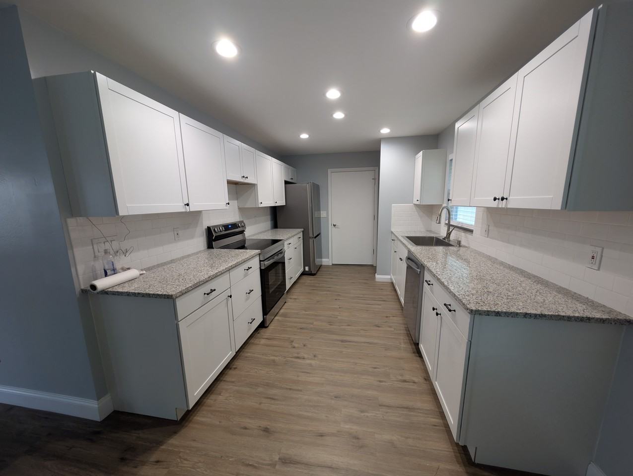 3451 Pine St - Photo 3 of 12