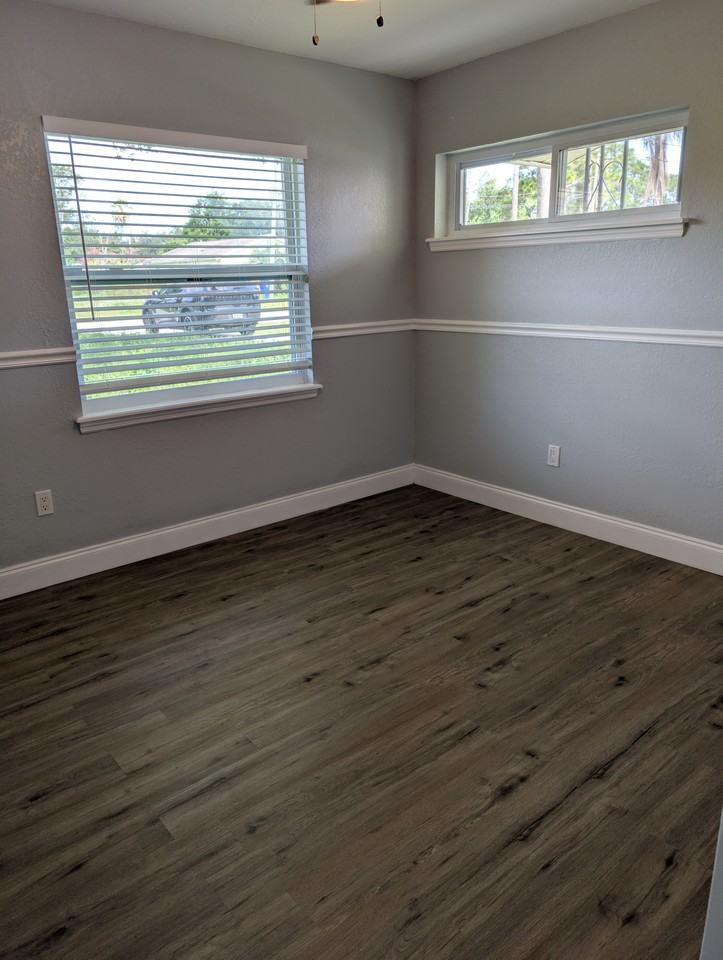 3451 Pine St - Photo 6 of 12