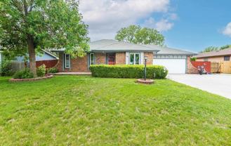 131 Brazos Dr - Photo 1 of 1