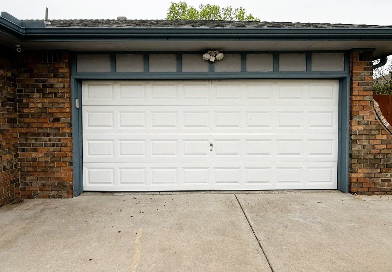 131 Brazos Dr - Photo 3 of 30