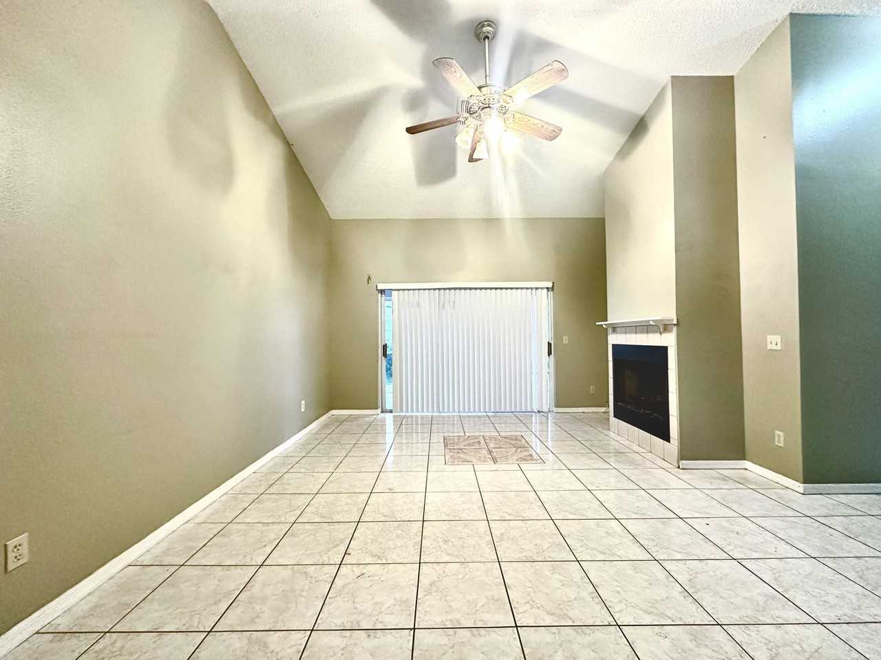 1112 Gardanne Ct - Photo 3 of 22