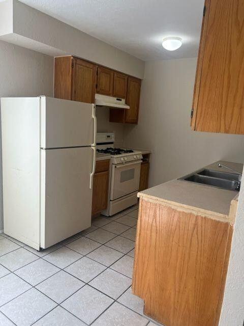 13216 Mountain Rd Ne - Photo 3 of 14