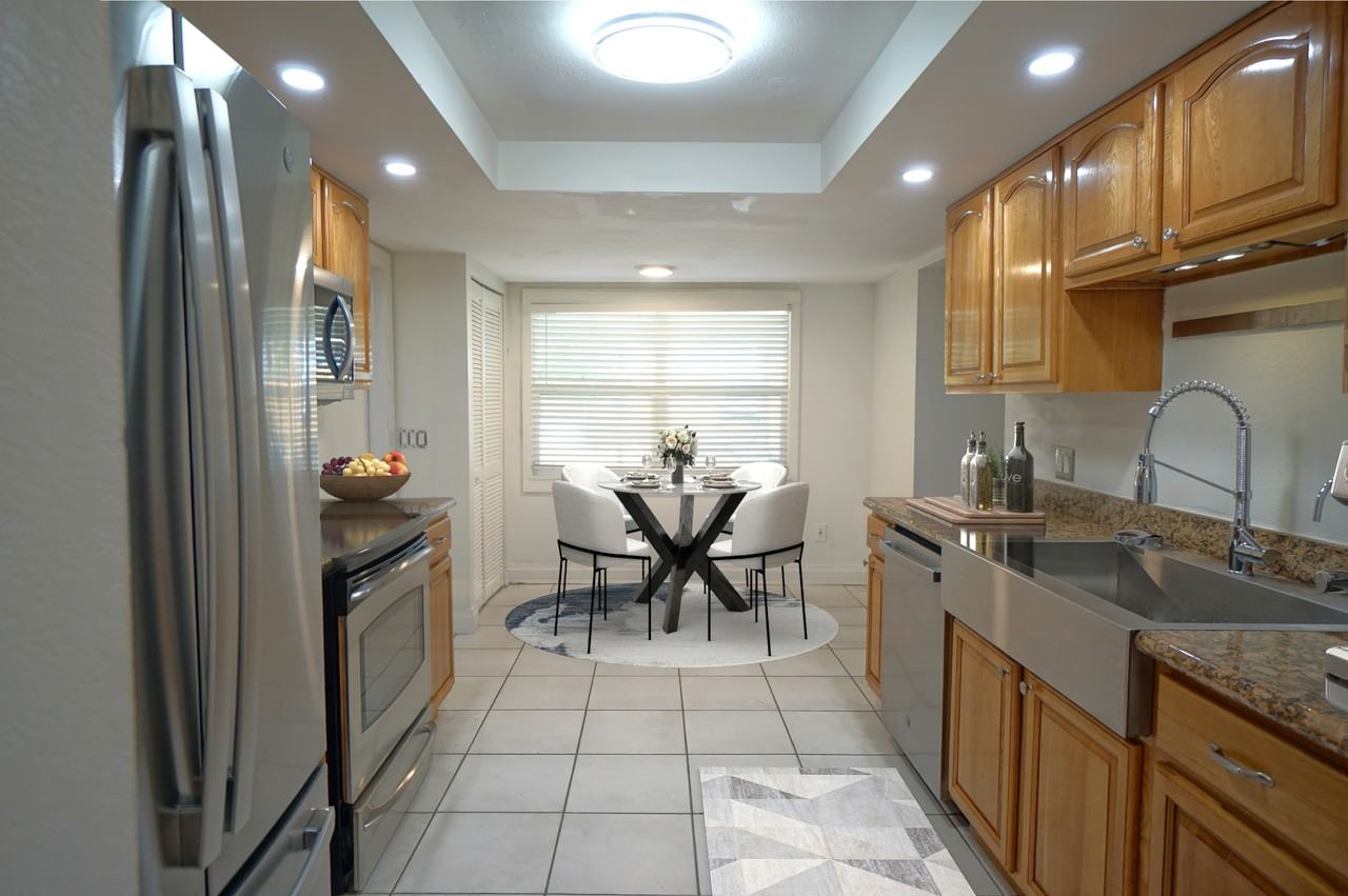 5301 Carrollwood Meadows Dr - Photo 4 of 23