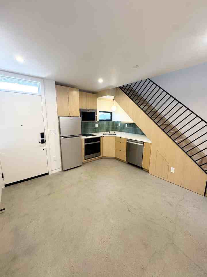 1401 Tomato Aly - Photo 3 of 12