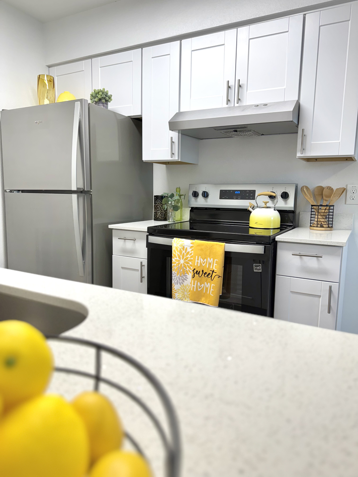 Prestonwood Hillcrest Apartments - Photo 2 of 21