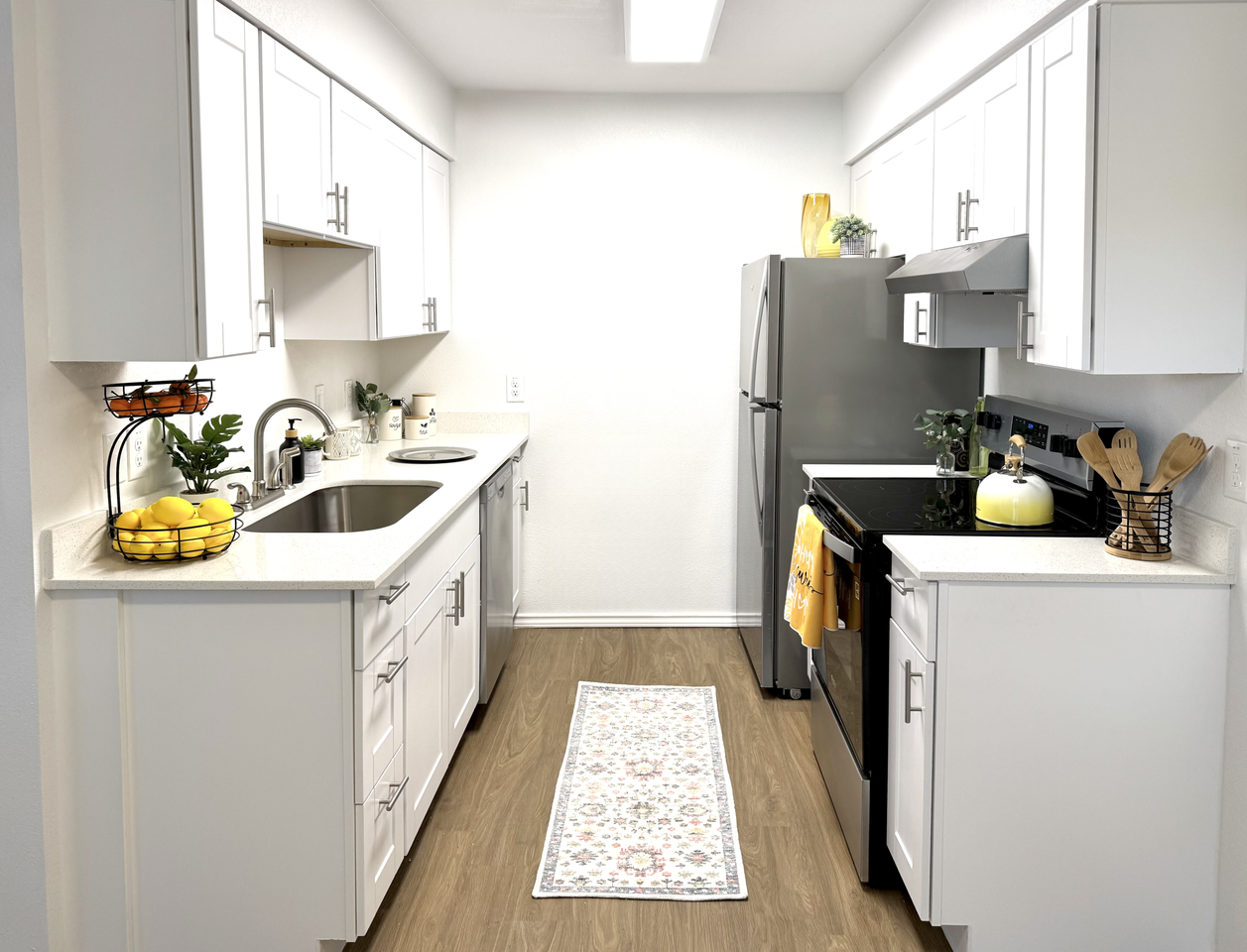 Prestonwood Hillcrest Apartments - Photo 3 of 21