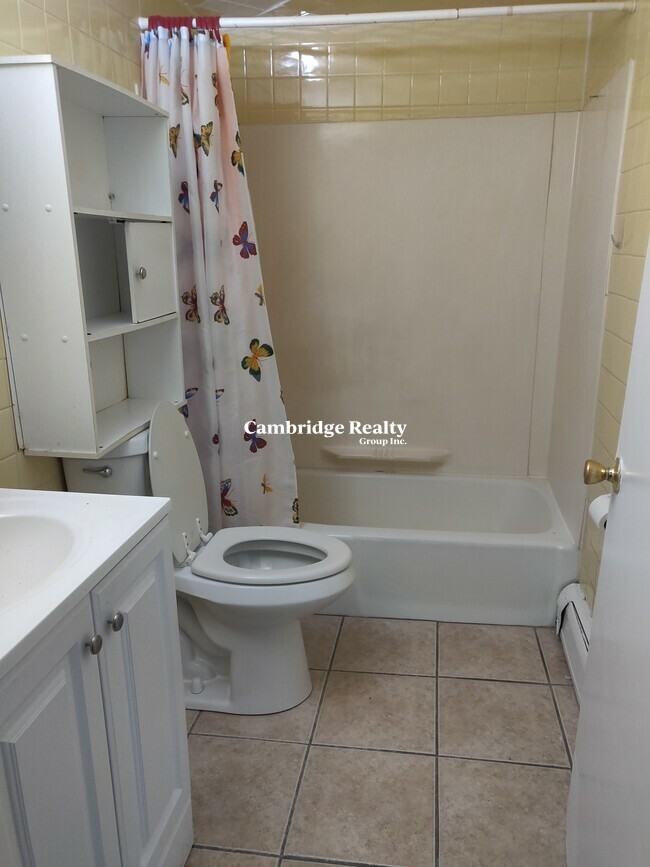 14 Marion St #1 - Photo 2 of 6
