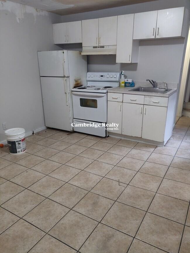 14 Marion St #1 - Photo 5 of 6