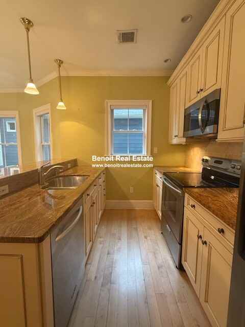 Orchard St #1 - Photo 3 of 21