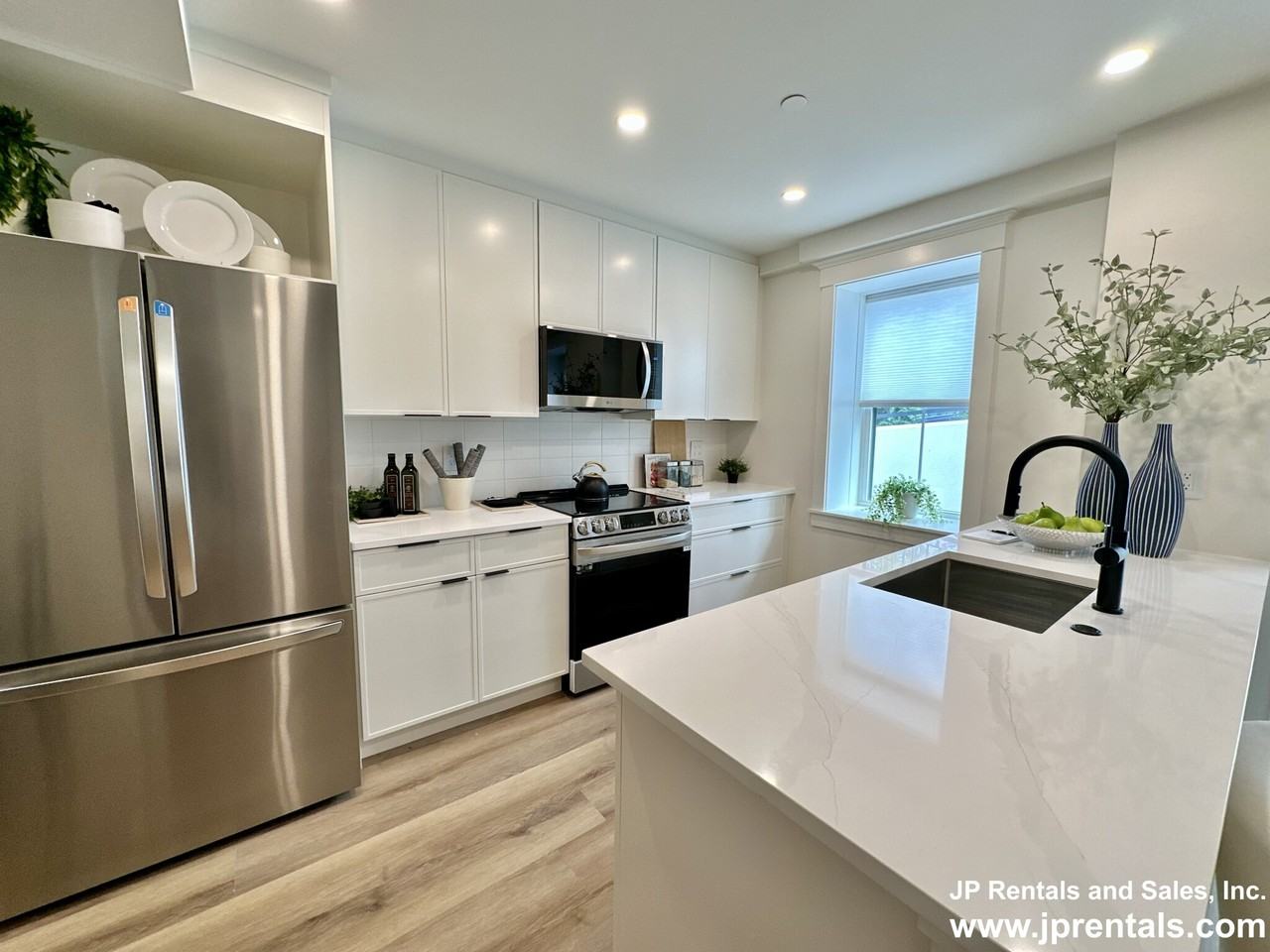 4459 Washington St #2 - Photo 2 of 12