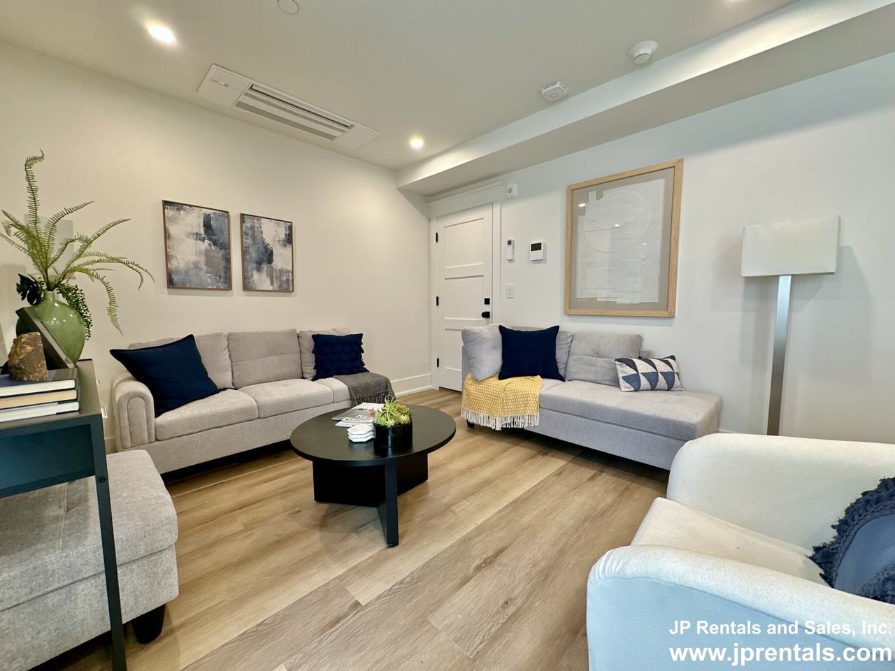 4459 Washington St #2 - Photo 5 of 12