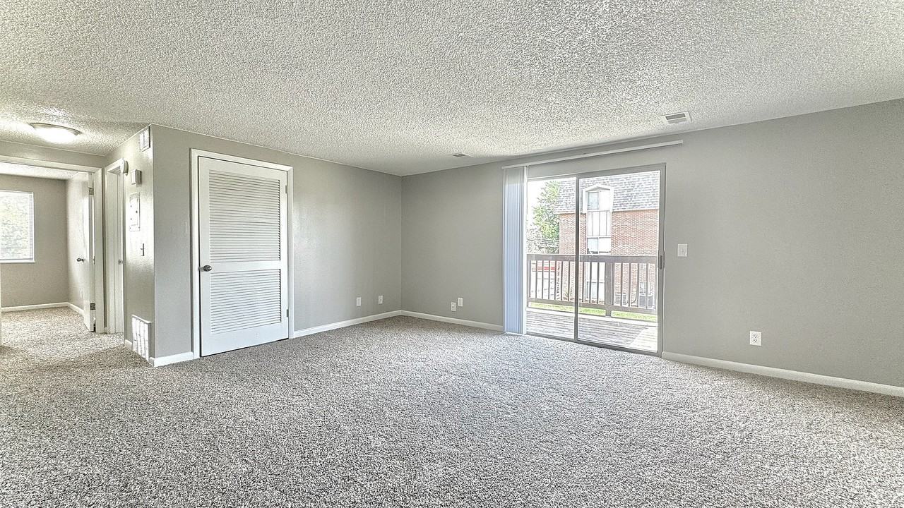 Summit Lofts - Photo 5 of 10