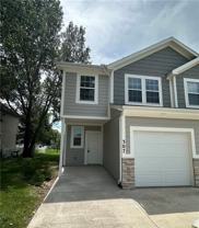 307 N 6th Ter - Photo 1 of 1