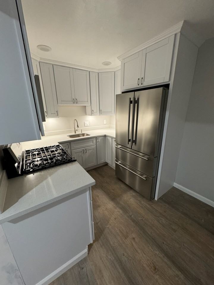 1001 91st Avenue - Photo 2 of 6